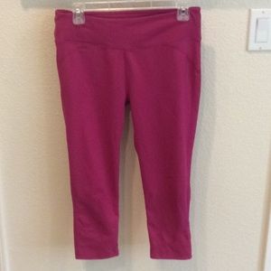 Fabletics magenta leggings